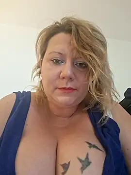 pulpeuselulu online show from July 2026 10:35:02 AM