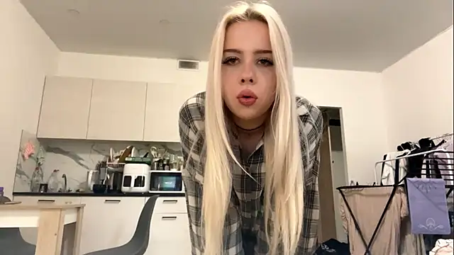 KittySendro online show from July 2026 10:57:02 AM