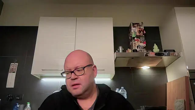 theitalianbear online show from October 2025 02:56:02 AM