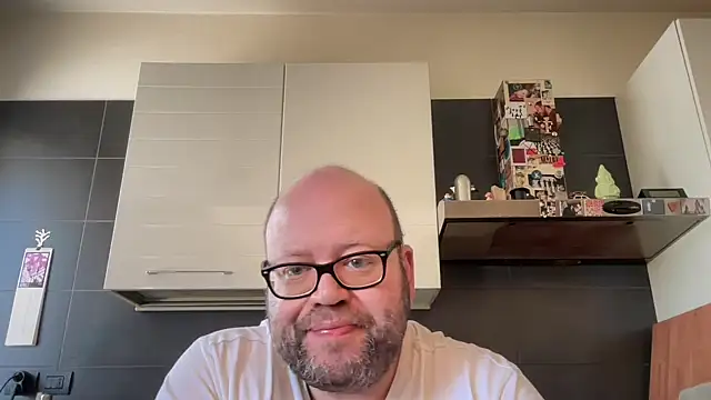 theitalianbear online show from April 2026 09:13:01 AM