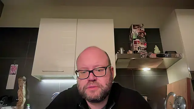 theitalianbear online show from April 2026 10:21:02 PM