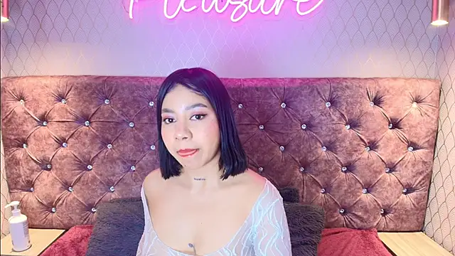 Snapshot of ValeriaSky3x chatting on July 2026 03:54:02 PM ValeriaSky3x online show from July 2026 03:54:02 PM