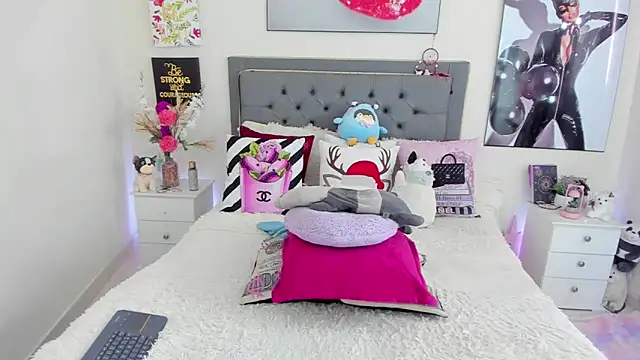 Snapshot of sticksex_candy chatting on January 2025 06:32:02 PM sticksex candy online show from January 2025 06:32:02 PM