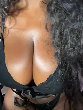Blaackcat online show from July 2026 10:45:01 PM