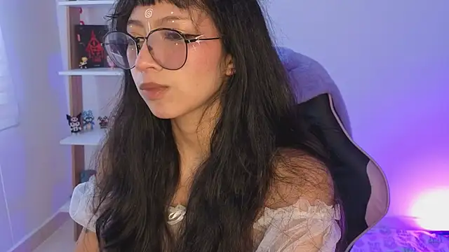 Snapshot of Yommi_winx_ chatting on August 2026 05:00:02 PM Yommi winx online show from August 2026 05:00:02 PM