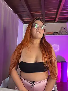 Snapshot of Miaaa_Peach chatting on August 2026 04:54:02 PM Miaaa Peach online show from August 2026 04:54:02 PM