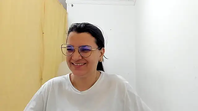 MARILYN GARCIA online show from October 2025 12:41:02 PM