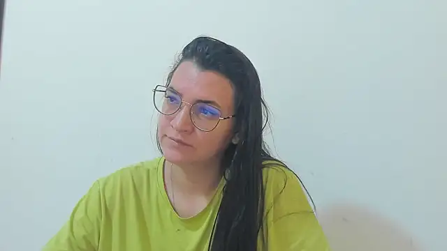 MARILYN GARCIA online show from December 2025 03:39:02 PM