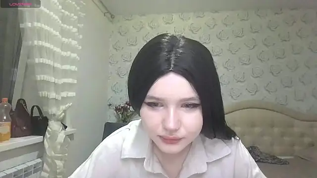 FelicidadMein online show from August 2026 09:06:02 PM