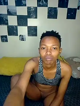 Snapshot of Freaky_Queer chatting on August 2026 07:27:01 PM Freaky Queer online show from August 2026 07:27:01 PM