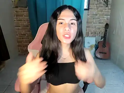 Snapshot of seductive_kylie chatting on August 2026 04:39:01 AM seductive kylie online show from August 2026 04:39:01 AM