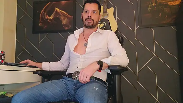 ChrisKox online show from February 2025 12:36:02 AM