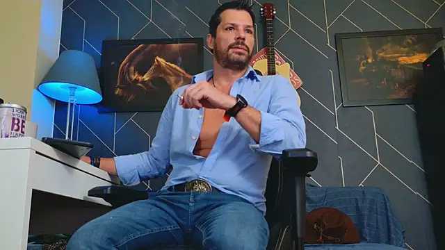 ChrisKox online show from October 2025 08:16:02 PM