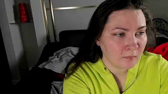 Snapshot of MarySwon chatting on December 2024 10:09:01 PM MarySwon online show from December 2024 10:09:01 PM