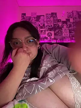 aliceayres797 online show from September 2025 02:44:02 AM