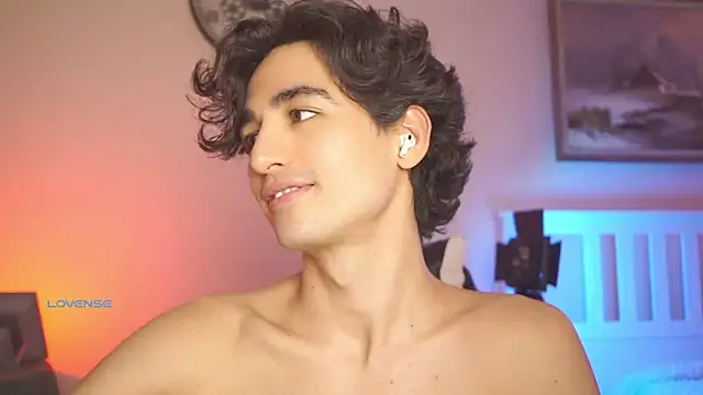 AlanDeNavarre online show from March 2025 01:10:02 AM