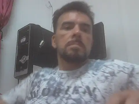 Snapshot of el_principe_hot chatting on October 2025 12:35:01 AM el principe hot online show from October 2025 12:35:01 AM