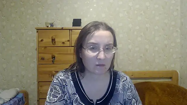 Smart Rose online show from February 2025 11:41:01 PM