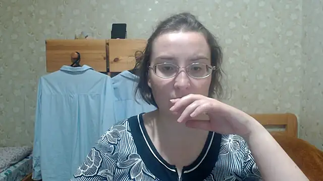 Smart Rose online show from October 2025 07:57:02 PM