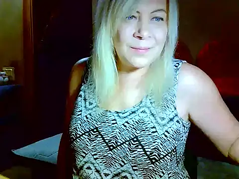 AgoniA7 online show from February 2026 12:37:02 AM