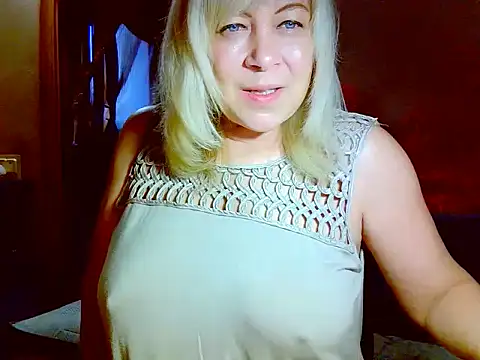 AgoniA7 online show from March 2026 04:16:01 AM