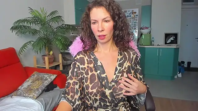 Snapshot of ChristinaGlory chatting on February 2025 06:20:01 AM ChristinaGlory online show from February 2025 06:20:01 AM