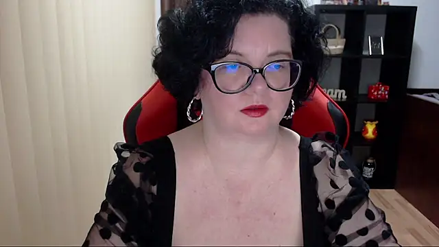 MissTroublle online show from February 2025 12:41:02 PM