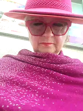 Snapshot of MucMilf59 chatting on May 2026 08:41:01 AM MucMilf59 online show from May 2026 08:41:01 AM