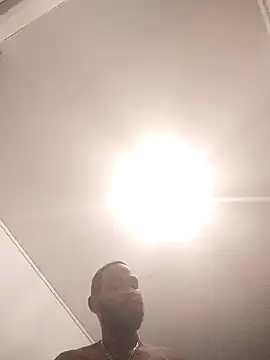 Snapshot of cosmos971 chatting on November 2025 04:40:01 PM cosmos971 online show from November 2025 04:40:01 PM