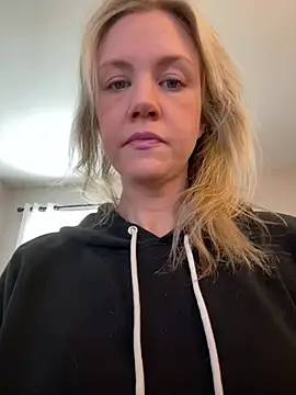 Kay Cakes online show from February 2026 04:06:01 PM