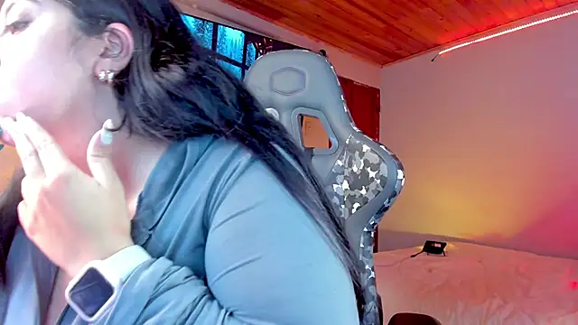 coraline latin online show from January 2025 09:58:02 PM