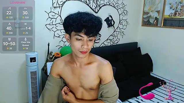 WildestTwink online show from November 2025 10:48:01 PM