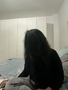 crudeliafrancy online show from April 2026 06:38:01 PM