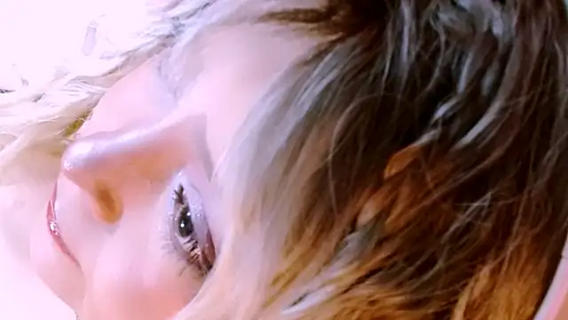 Honey Lucy1 online show from March 2026 11:45:02 PM