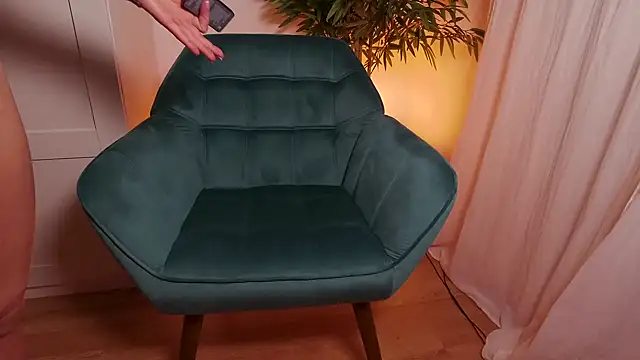 Snapshot of StracciaStella- chatting on February 2026 05:41:01 PM StracciaStella- online show from February 2026 05:41:01 PM