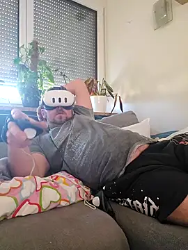 Snapshot of ktmtom247 chatting on February 2025 03:10:02 PM ktmtom247 online show from February 2025 03:10:02 PM