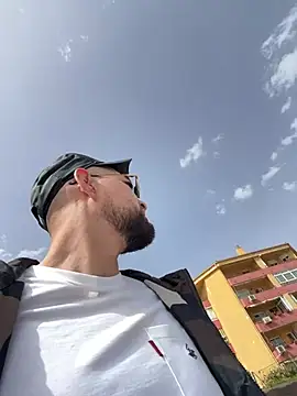 Jesssexboy online show from April 2026 02:33:01 PM