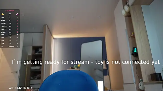 Snapshot of LAUREL_HAZEL chatting on February 2025 06:55:02 PM LAUREL HAZEL online show from February 2025 06:55:02 PM