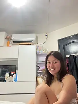 Snapshot of asianmystery203 chatting on January 2025 01:43:02 AM asianmystery203 online show from January 2025 01:43:02 AM