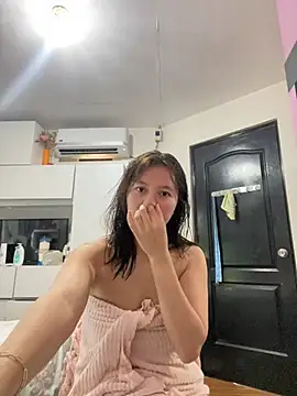 Snapshot of asianmystery203 chatting on February 2025 01:47:02 AM asianmystery203 online show from February 2025 01:47:02 AM