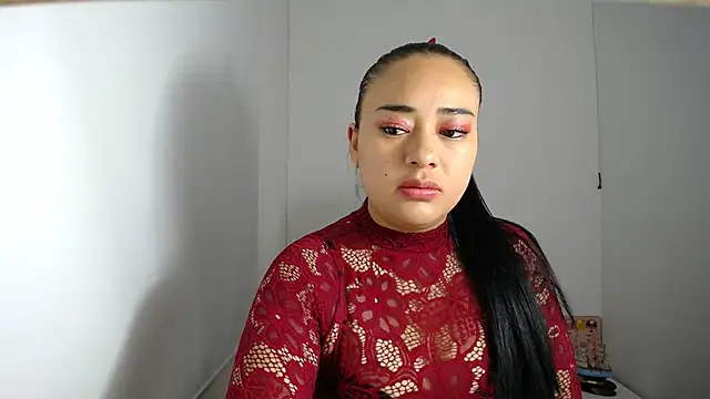 Snapshot of ReyleDoll chatting on December 2024 07:41:02 PM ReyleDoll online show from December 2024 07:41:02 PM