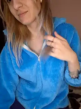 YogisticJuli666 online show from January 2025 09:04:02 AM