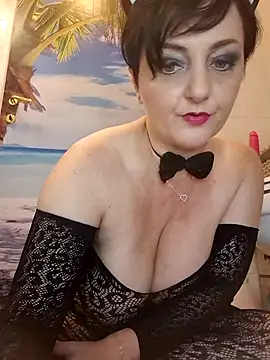 lucillabollente online show from September 2025 05:08:01 AM