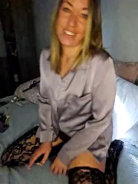  NinaLuvSins  online show from November 2025 12:40:02 PM