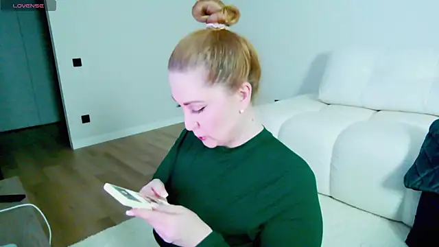 Sinful Eyes online show from November 2025 03:27:01 AM