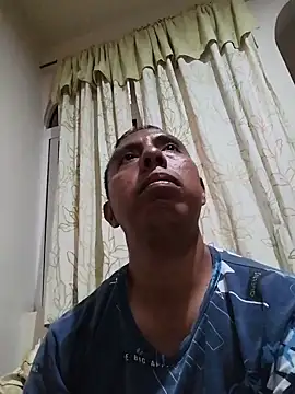 Snapshot of desnudo_Sexoxo chatting on December 2024 11:28:01 PM desnudo Sexoxo online show from December 2024 11:28:01 PM