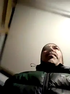 Snapshot of dick81 chatting on February 2026 09:02:02 PM dick81 online show from February 2026 09:02:02 PM