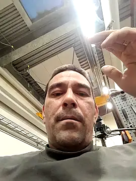 Snapshot of dick81 chatting on February 2026 11:35:02 AM dick81 online show from February 2026 11:35:02 AM