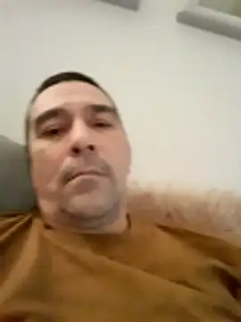 Snapshot of dick81 chatting on March 2026 12:38:02 AM dick81 online show from March 2026 12:38:02 AM