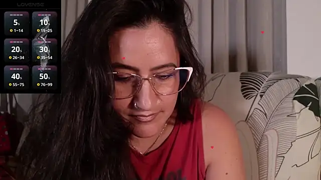 Snapshot of DeesseLuxure chatting on March 2026 06:15:01 AM DeesseLuxure online show from March 2026 06:15:01 AM